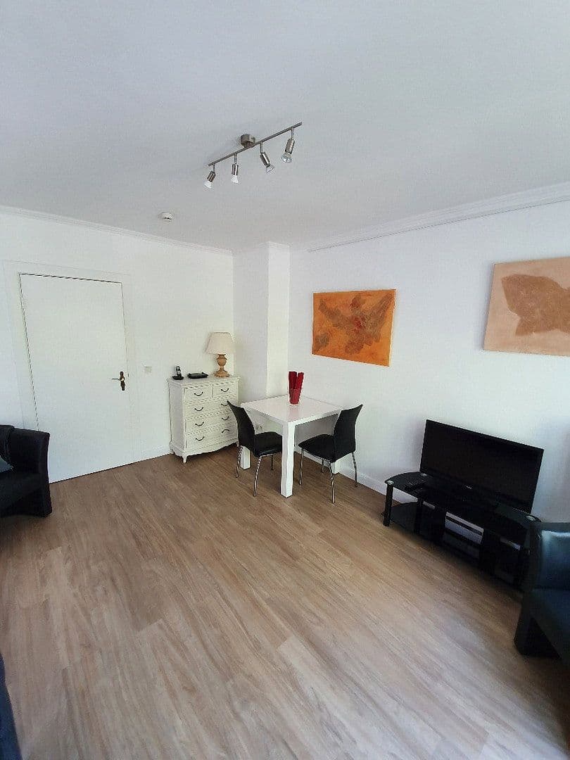Pronájem bytu 1+1 24 m², Eppendorfer Stieg 3, Hamburg, Hamburg Pronájem bytu 1+1 24 m², Eppendorfer Stieg 3, Hamburg, Hamburg
