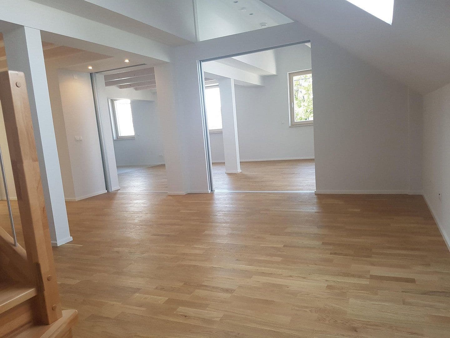 Pronájem bytu 4+1 130 m², Allgäuer Straße 8, Wolfertschwenden, Bavorsko Pronájem bytu 4+1 130 m², Allgäuer Straße 8, Wolfertschwenden, Bavorsko