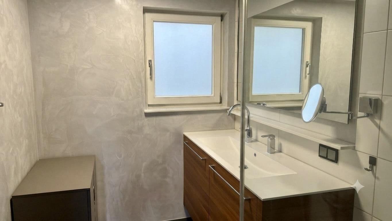 Pronájem bytu 6+1 146 m², Nürtingen, Bádensko-Württembersko Pronájem bytu 6+1 146 m², Nürtingen, Bádensko-Württembersko