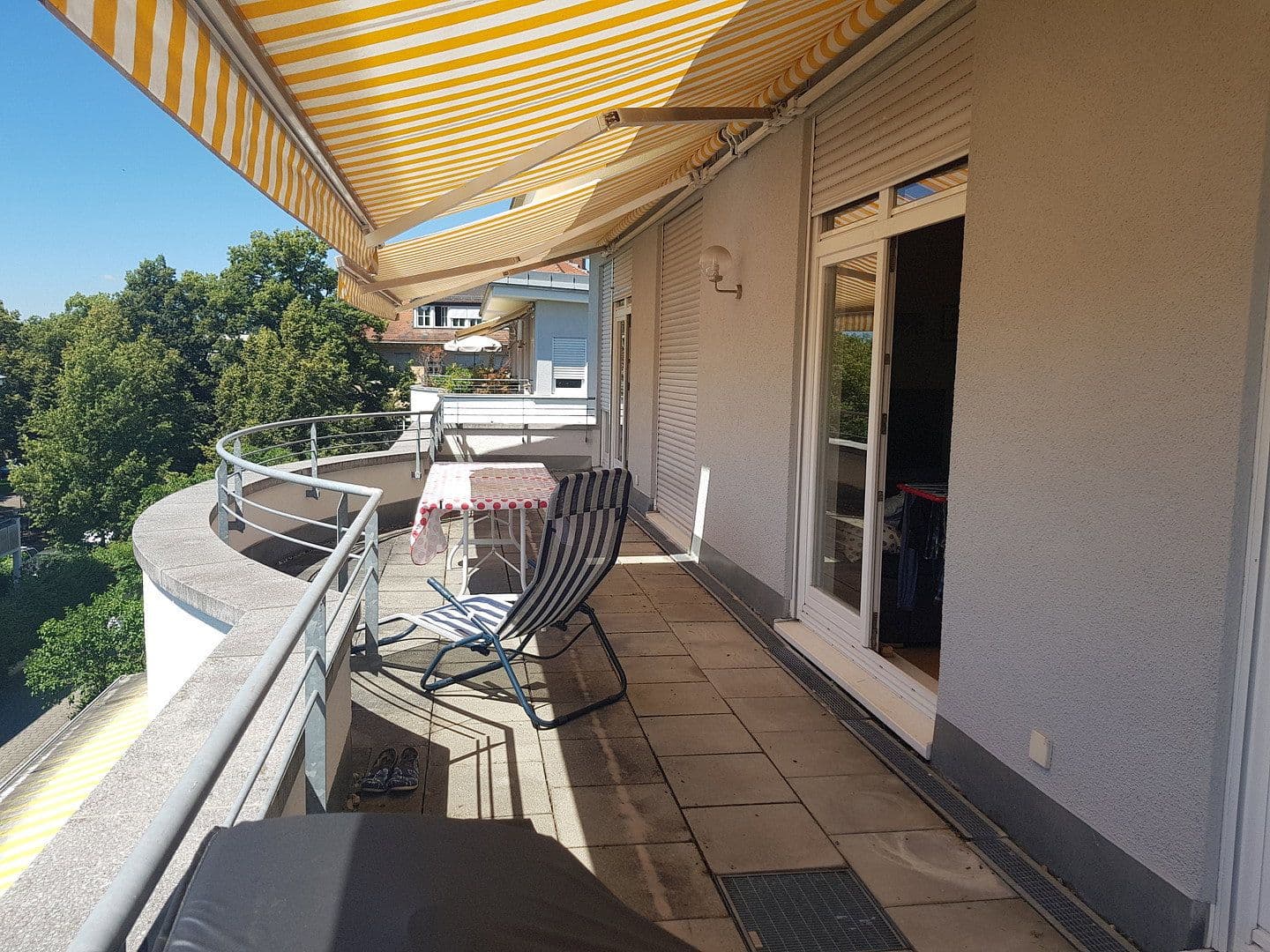 Pronájem bytu 6+1 146 m², Nürtingen, Bádensko-Württembersko Pronájem bytu 6+1 146 m², Nürtingen, Bádensko-Württembersko