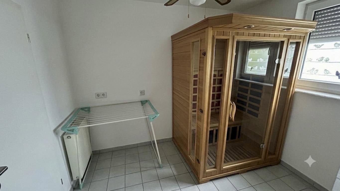 Pronájem bytu 6+1 146 m², Nürtingen, Bádensko-Württembersko Pronájem bytu 6+1 146 m², Nürtingen, Bádensko-Württembersko