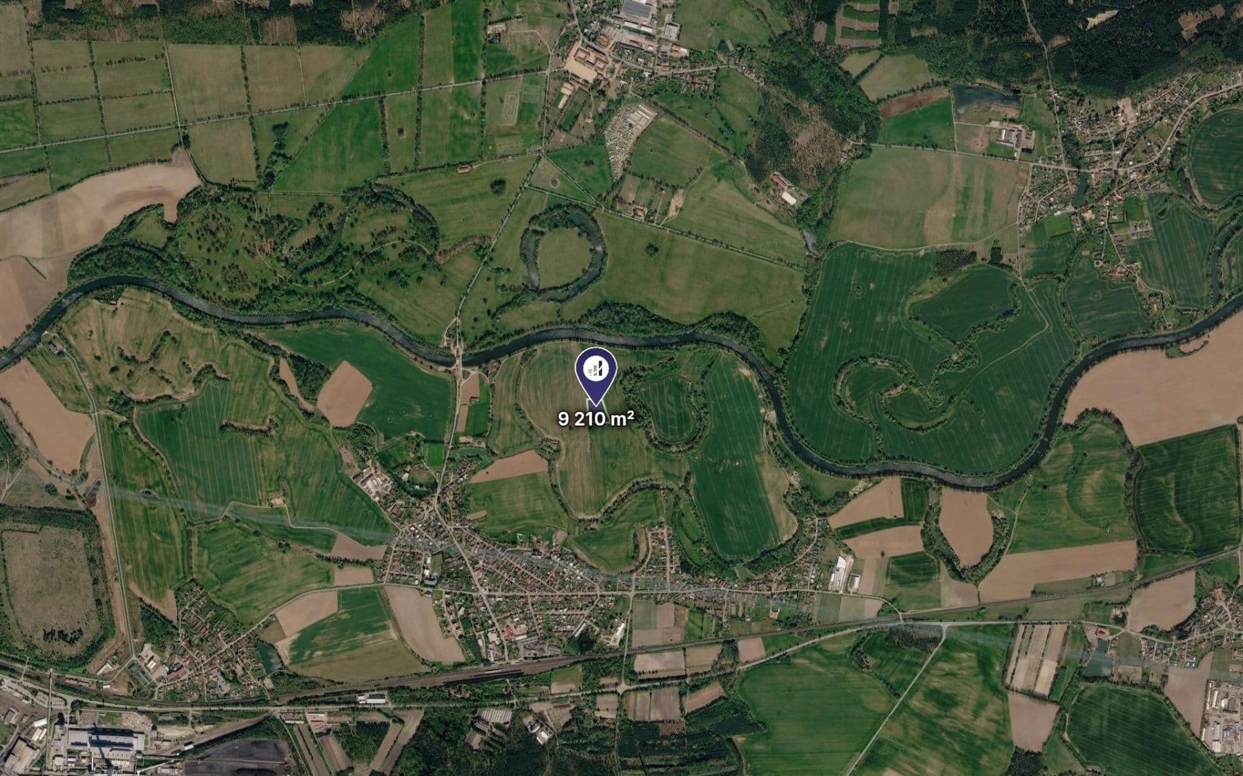 Prodej pozemku 3.070 m², Řečany nad Labem, Pardubický kraj Prodej pozemku 3.070 m², Řečany nad Labem, Pardubický kraj