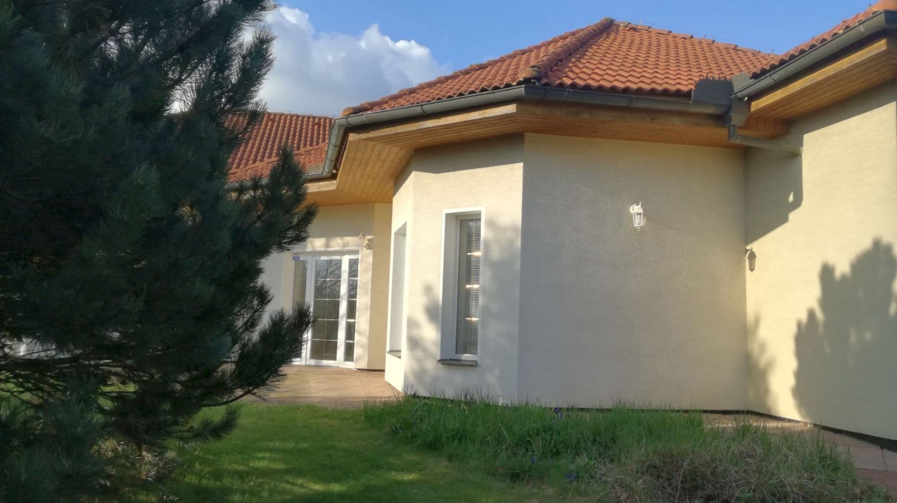 Prodej domu 180 m², pozemek 1.020 m², Ve Skále, Šestajovice, Středočeský kraj Prodej domu 180 m², pozemek 1.020 m², Ve Skále, Šestajovice, Středočeský kraj