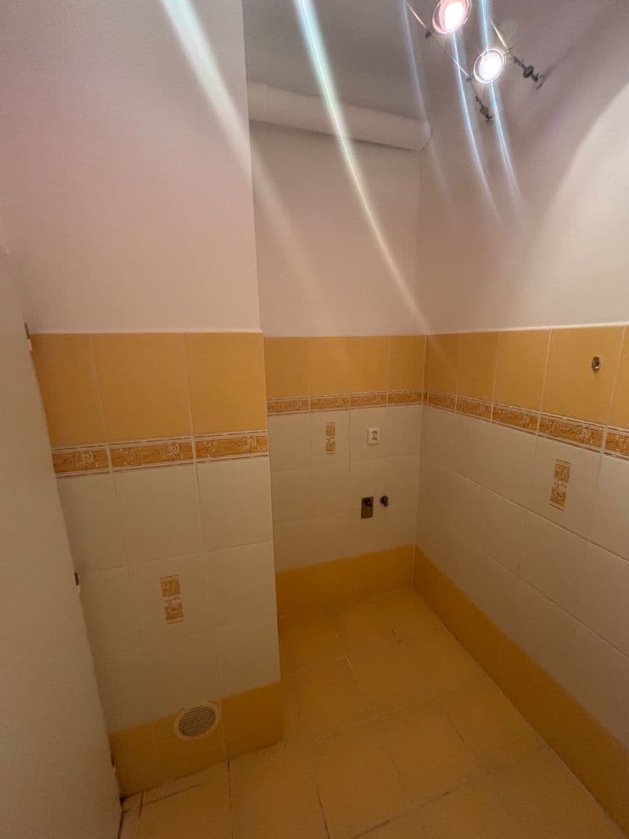 Pronájem bytu 2+1 58 m², Marie Cibulkové, Praha, Praha Pronájem bytu 2+1 58 m², Marie Cibulkové, Praha, Praha