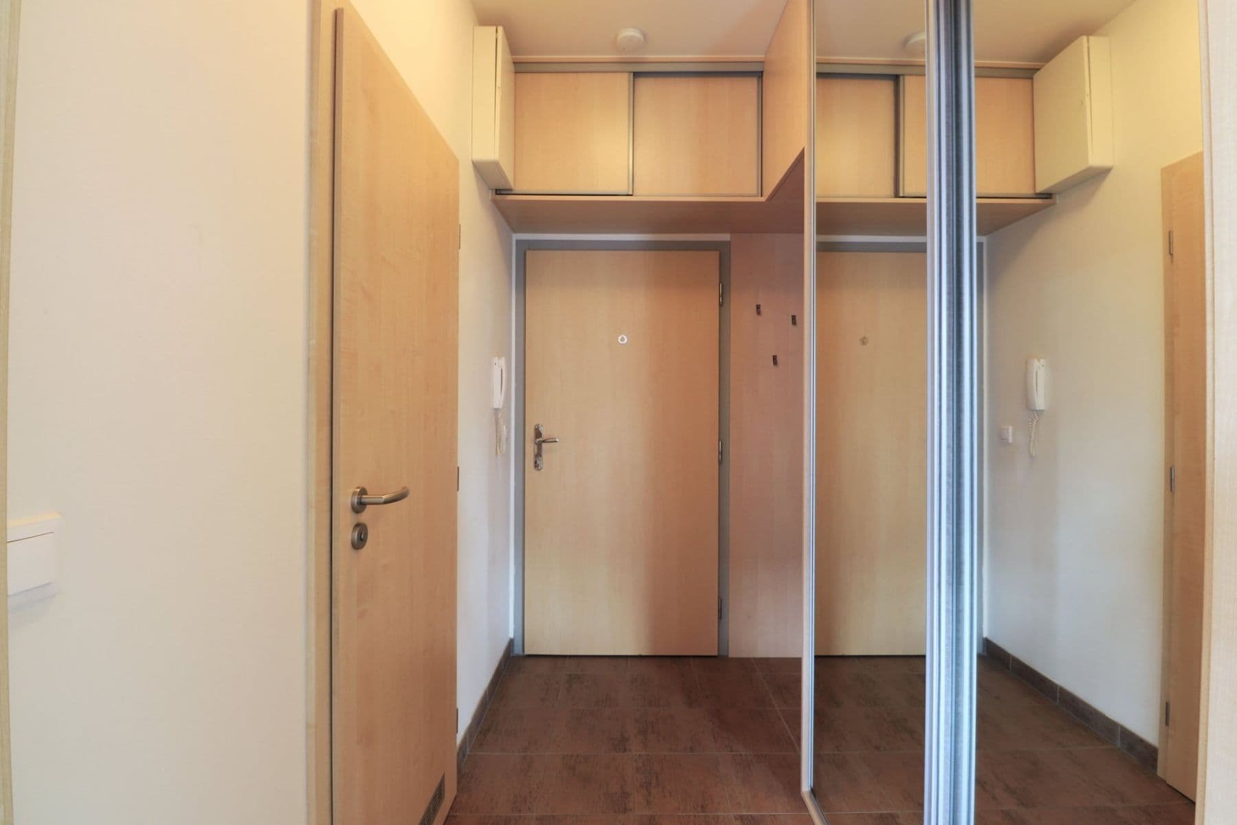 Pronájem bytu 1+kk 37 m², Farkašova, Praha, Praha Pronájem bytu 1+kk 37 m², Farkašova, Praha, Praha