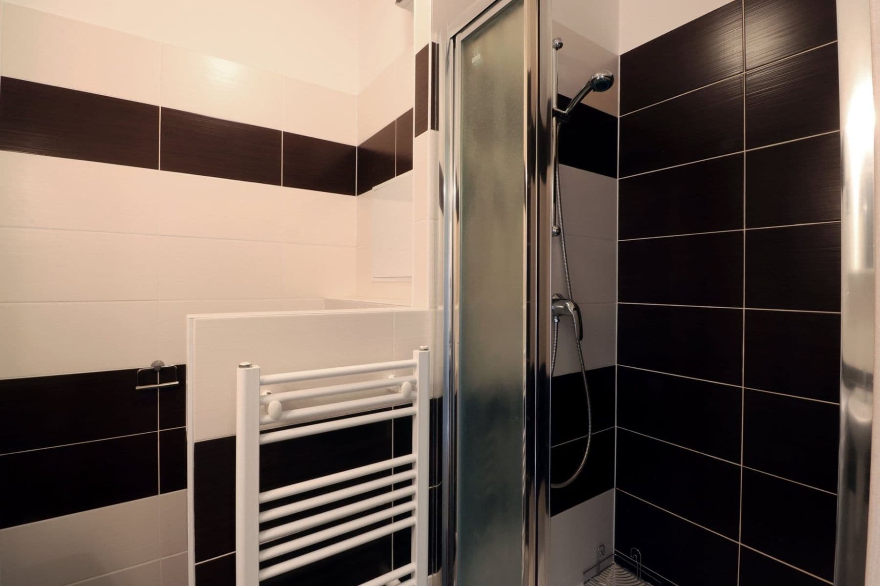 Pronájem bytu 1+kk 37 m², Farkašova, Praha, Praha Pronájem bytu 1+kk 37 m², Farkašova, Praha, Praha