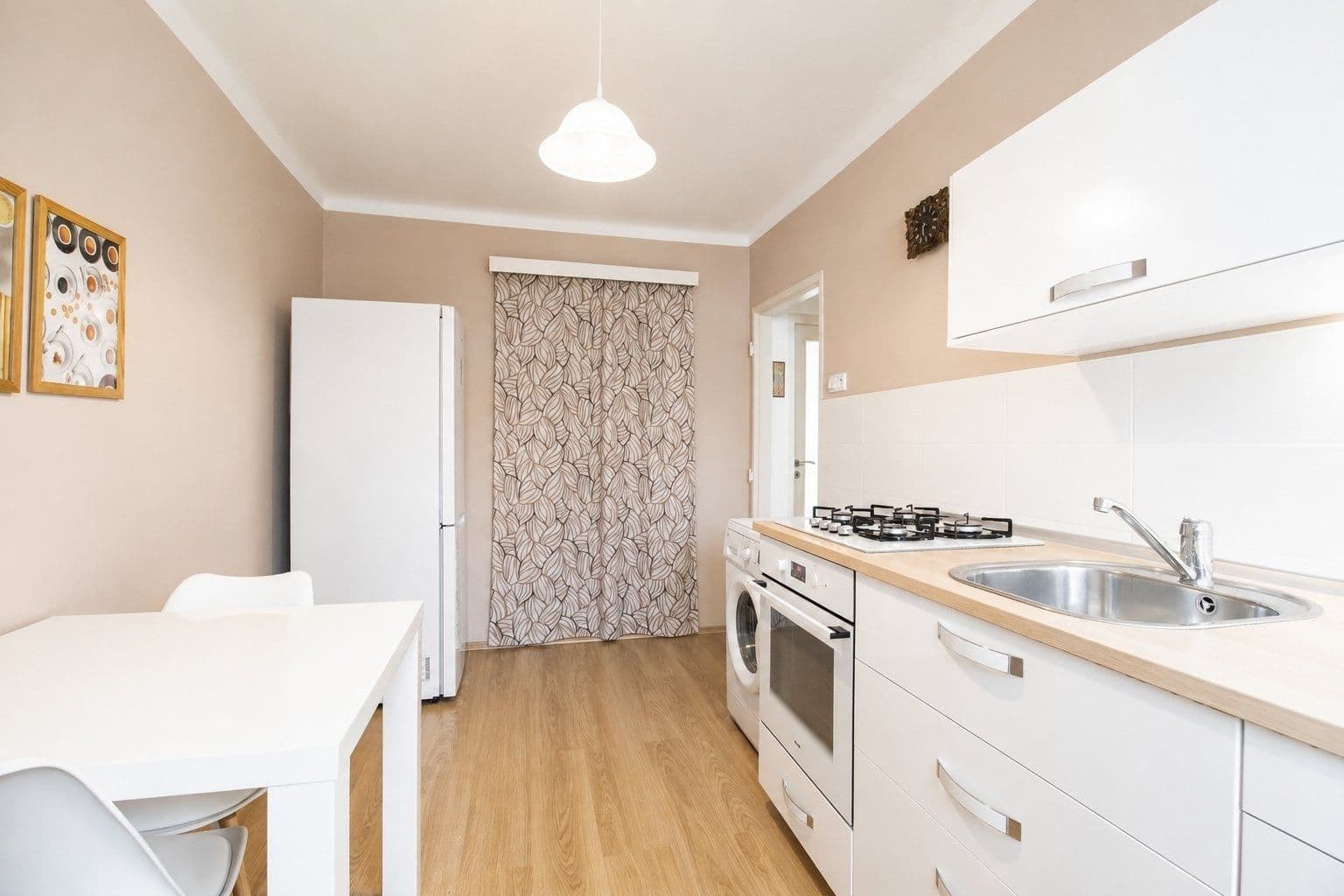 Pronájem bytu 2+1 53 m², José Martího, Praha, Praha Pronájem bytu 2+1 53 m², José Martího, Praha, Praha