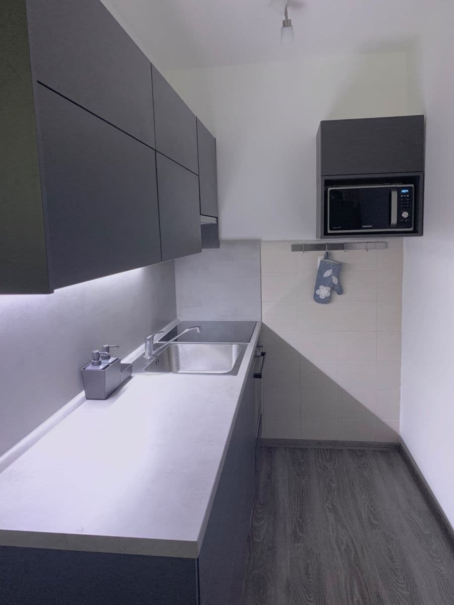 Pronájem bytu 2+kk 50 m², Arbesova, Teplice, Ústecký kraj Pronájem bytu 2+kk 50 m², Arbesova, Teplice, Ústecký kraj