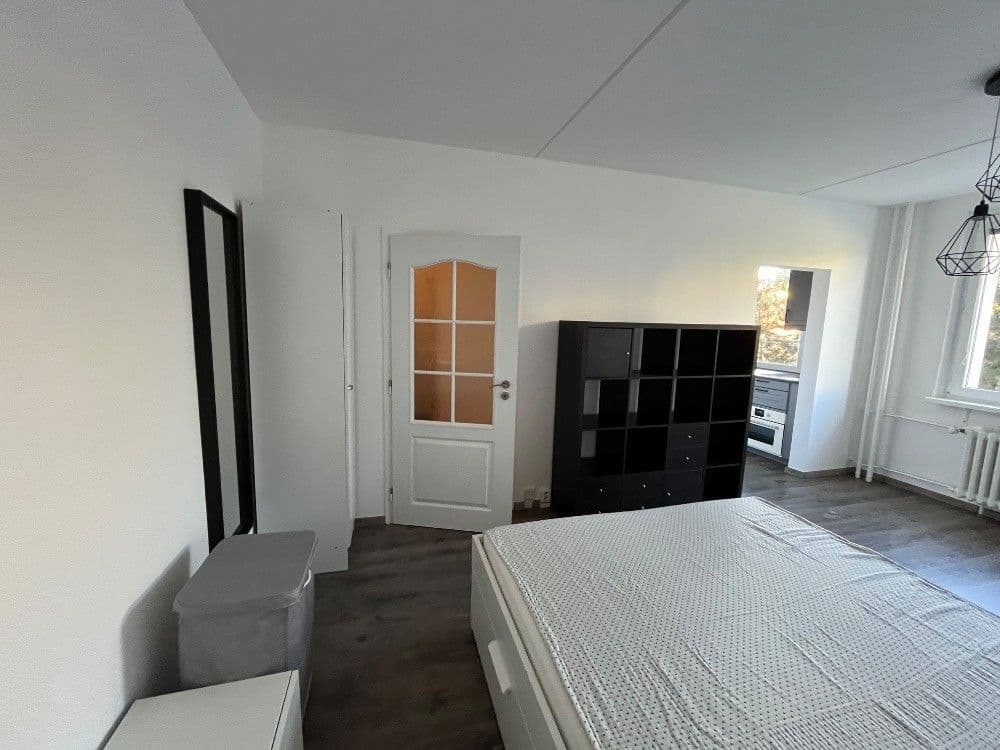 Pronájem bytu 1+kk 29 m², Valentova, Praha, Praha Pronájem bytu 1+kk 29 m², Valentova, Praha, Praha