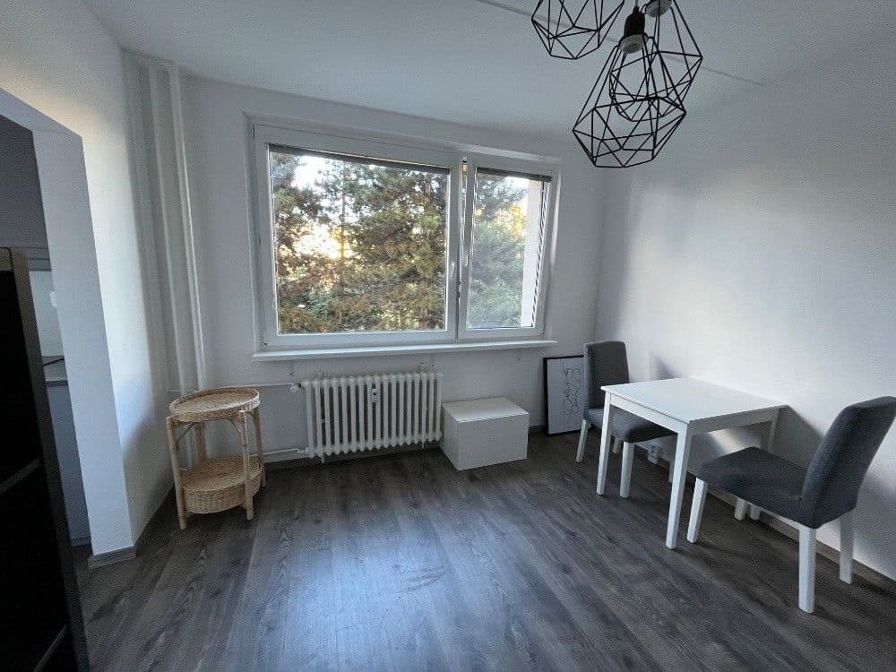 Pronájem bytu 1+kk 29 m², Valentova, Praha, Praha Pronájem bytu 1+kk 29 m², Valentova, Praha, Praha