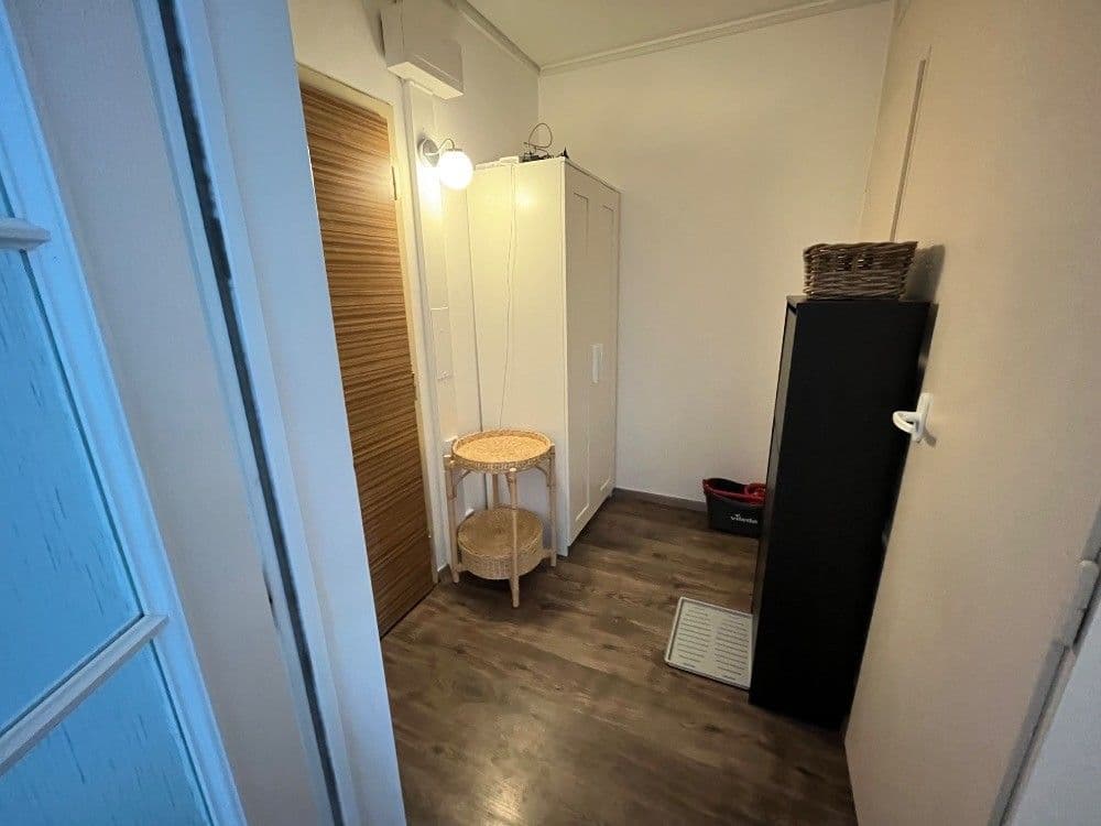 Pronájem bytu 1+kk 29 m², Valentova, Praha, Praha Pronájem bytu 1+kk 29 m², Valentova, Praha, Praha