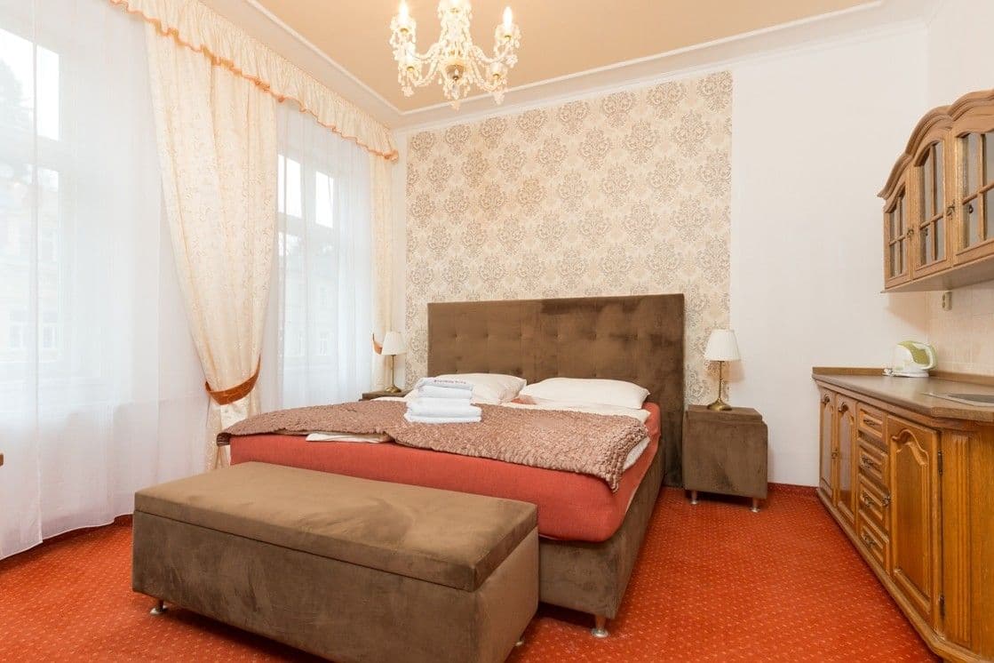 Pronájem domu 230 m², pozemek 382 m², Sadová, Karlovy Vary, Karlovarský kraj Pronájem domu 230 m², pozemek 382 m², Sadová, Karlovy Vary, Karlovarský kraj