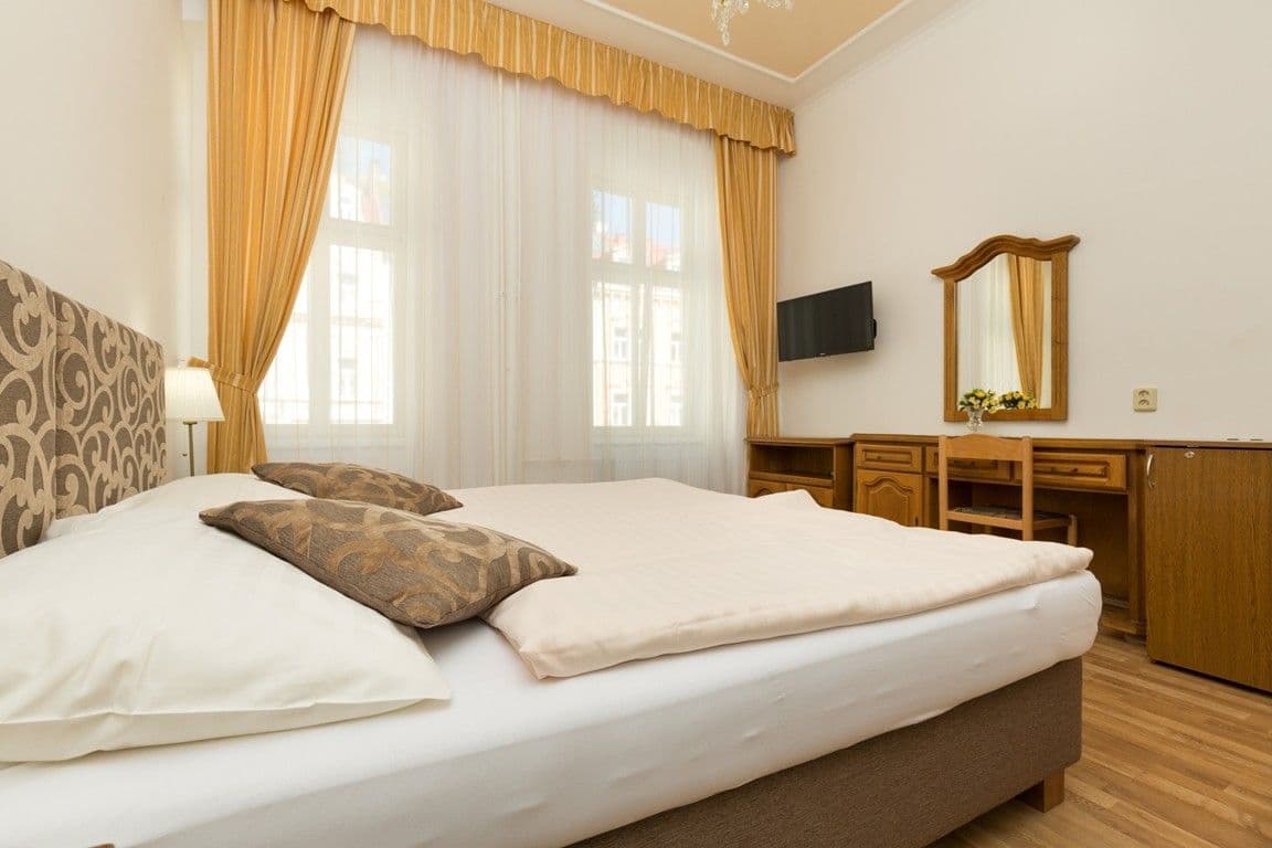 Pronájem domu 230 m², pozemek 382 m², Sadová, Karlovy Vary, Karlovarský kraj Pronájem domu 230 m², pozemek 382 m², Sadová, Karlovy Vary, Karlovarský kraj