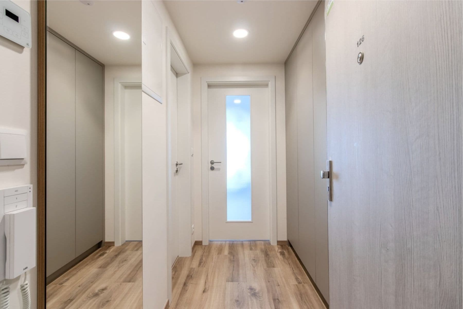 Pronájem bytu 1+kk 35 m², Poděbradská, Praha, Praha Pronájem bytu 1+kk 35 m², Poděbradská, Praha, Praha