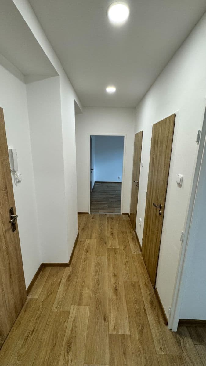 Pronájem bytu 2+1 52 m², Kubánská, Ostrava, Moravskoslezský kraj Pronájem bytu 2+1 52 m², Kubánská, Ostrava, Moravskoslezský kraj