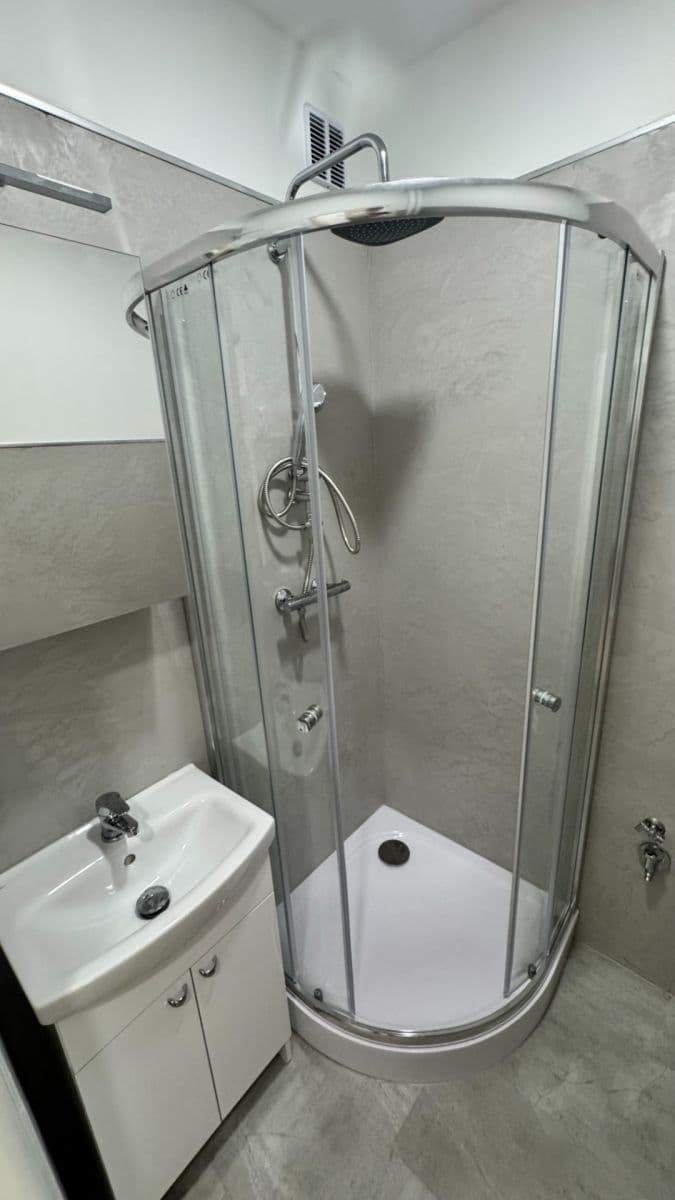 Pronájem bytu 2+1 52 m², Kubánská, Ostrava, Moravskoslezský kraj Pronájem bytu 2+1 52 m², Kubánská, Ostrava, Moravskoslezský kraj