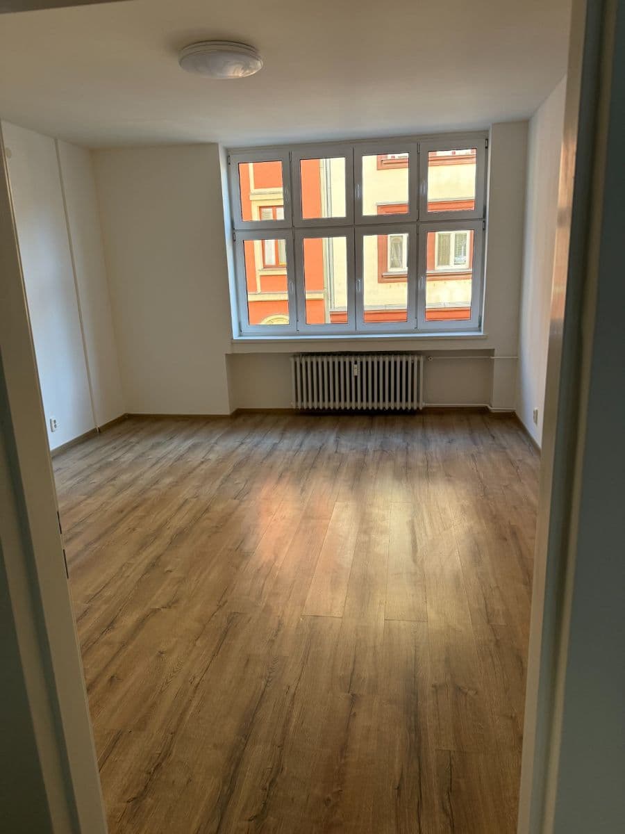 Pronájem bytu 3+1 90 m², Balcarova, Ostrava, Moravskoslezský kraj Pronájem bytu 3+1 90 m², Balcarova, Ostrava, Moravskoslezský kraj