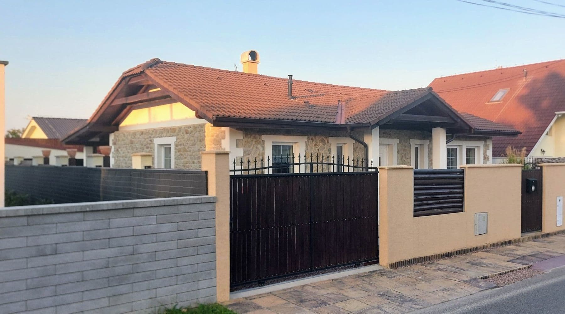 Prodej domu 90 m², pozemek 490 m², Tureň, Bratislavský kraj Prodej domu 90 m², pozemek 490 m², Tureň, Bratislavský kraj