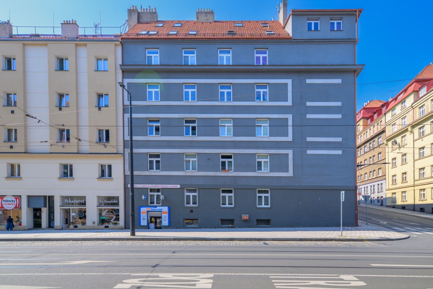 Prodej bytu 2+1 82 m², Na Jezerce, Praha, Praha Prodej bytu 2+1 82 m², Na Jezerce, Praha, Praha