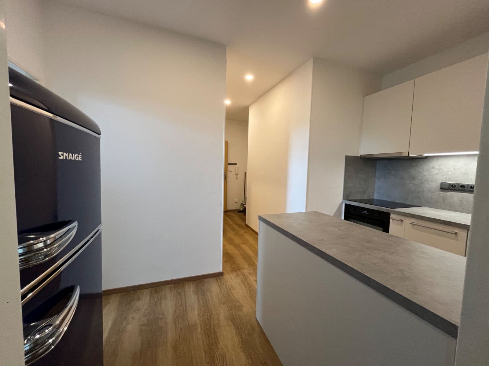 Pronájem bytu 2+1 44 m², Karlovotýnská, Nučice, Středočeský kraj Pronájem bytu 2+1 44 m², Karlovotýnská, Nučice, Středočeský kraj