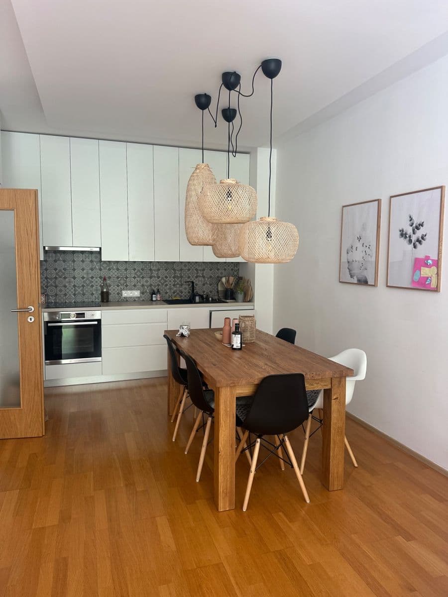 Pronájem bytu 4+kk 124 m², Pod Dvorem, Praha, Praha Pronájem bytu 4+kk 124 m², Pod Dvorem, Praha, Praha