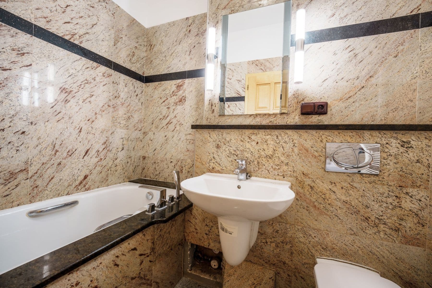 Pronájem bytu 1+kk 35 m², Pravá, Praha, Praha Pronájem bytu 1+kk 35 m², Pravá, Praha, Praha