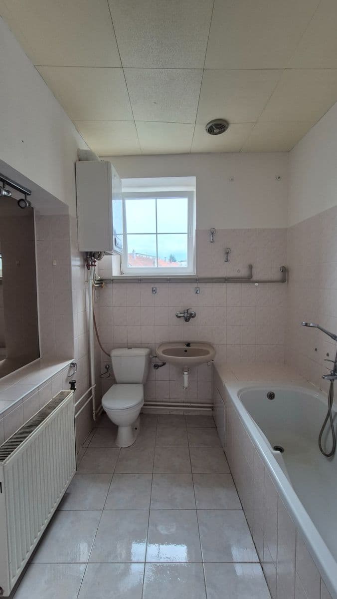 Pronájem bytu 3+kk 76 m², Svatopluka Čecha, Třešť, Kraj Vysočina Pronájem bytu 3+kk 76 m², Svatopluka Čecha, Třešť, Kraj Vysočina