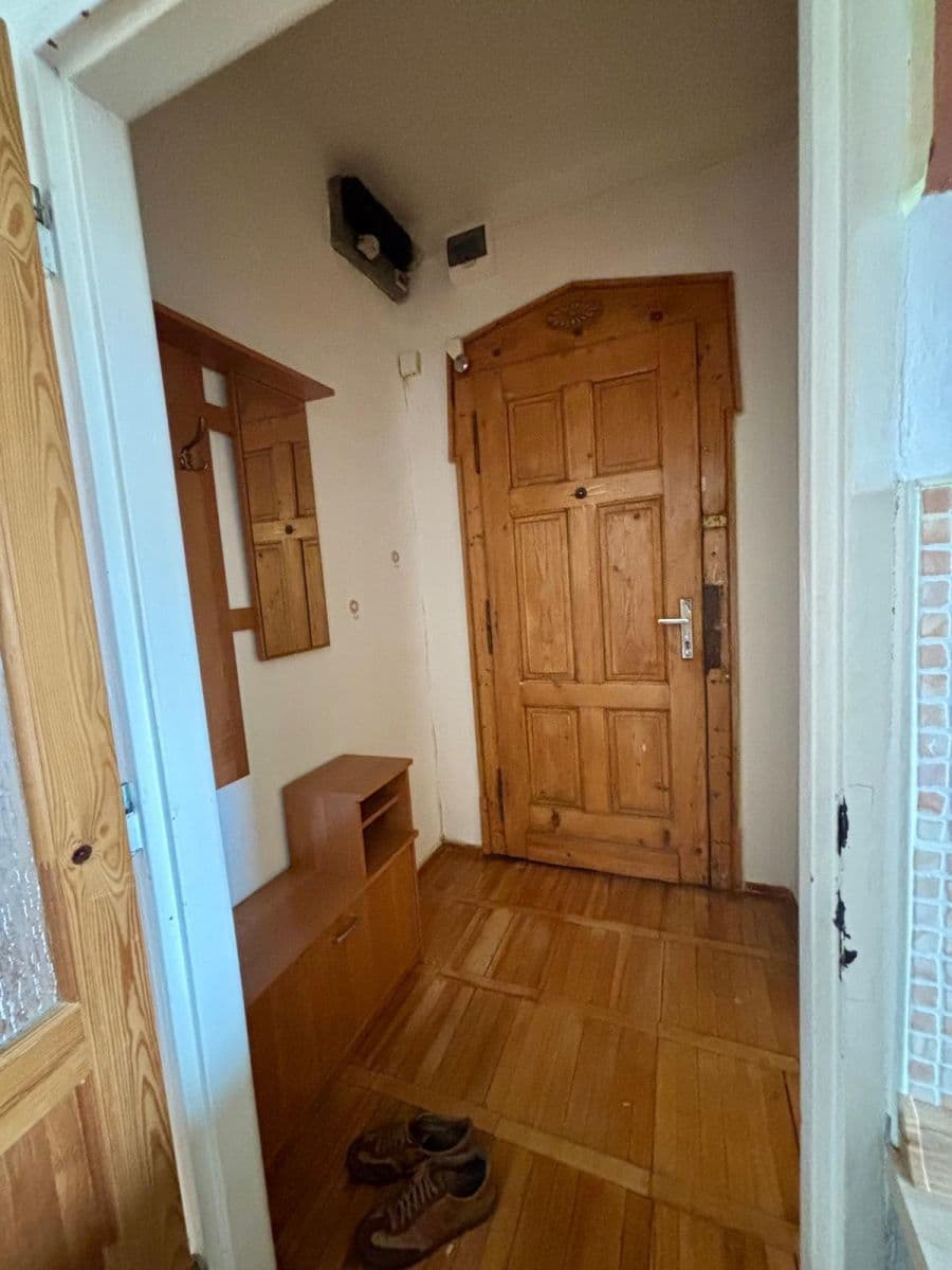 Pronájem bytu 1+1 42 m², Rakovnická, Děčín, Ústecký kraj Pronájem bytu 1+1 42 m², Rakovnická, Děčín, Ústecký kraj