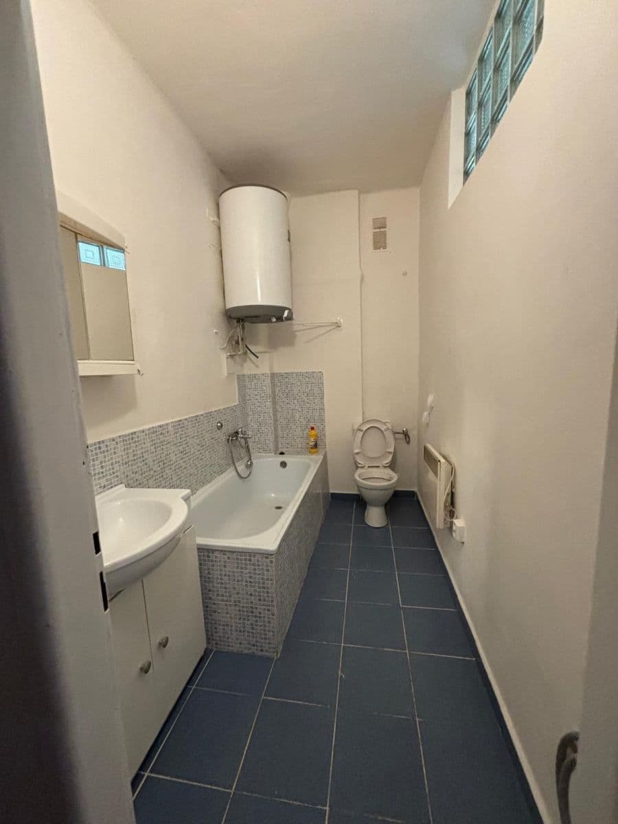 Pronájem bytu 1+1 42 m², Rakovnická, Děčín, Ústecký kraj Pronájem bytu 1+1 42 m², Rakovnická, Děčín, Ústecký kraj