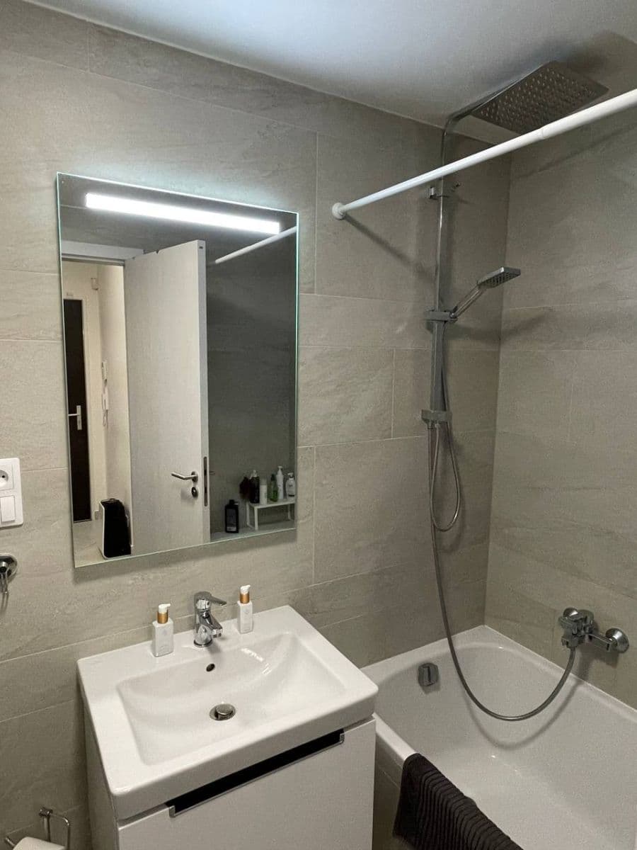 Pronájem bytu 2+kk 56 m², Drahňovická, Praha, Praha Pronájem bytu 2+kk 56 m², Drahňovická, Praha, Praha