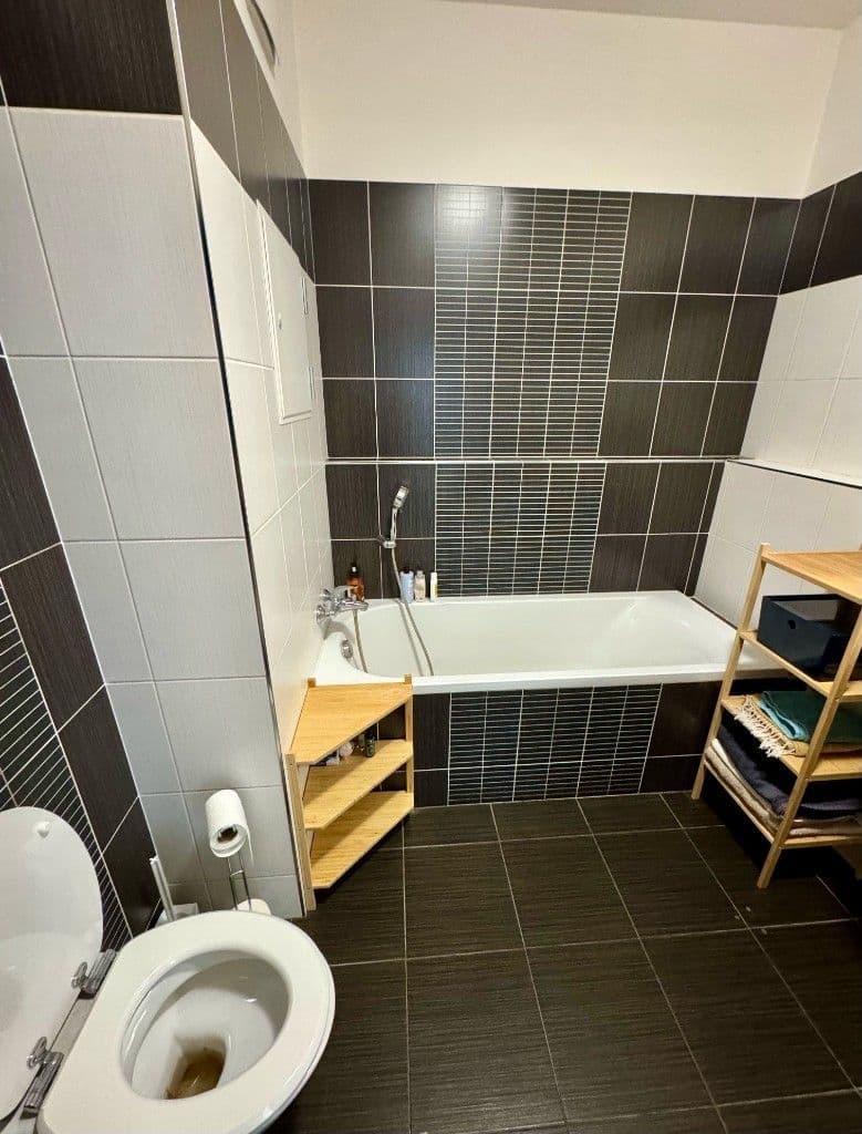 Prodej bytu 2+kk 60 m², Moskevská, Praha, Praha Prodej bytu 2+kk 60 m², Moskevská, Praha, Praha