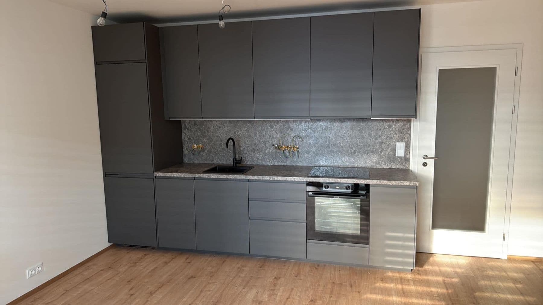 Pronájem bytu 1+kk 35 m², Nebřenická, Praha, Praha Pronájem bytu 1+kk 35 m², Nebřenická, Praha, Praha