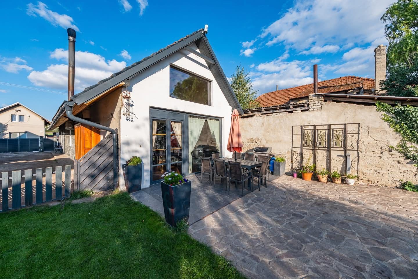 Prodej domu 180 m², pozemek 516 m², Nedomice, Středočeský kraj Prodej domu 180 m², pozemek 516 m², Nedomice, Středočeský kraj