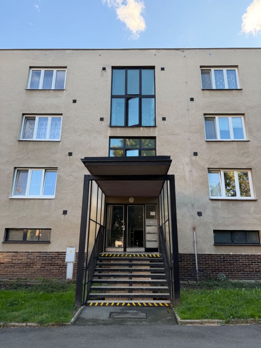 Prodej bytu 3+1 94 m², Na Magistrále, Kolín, Středočeský kraj Prodej bytu 3+1 94 m², Na Magistrále, Kolín, Středočeský kraj