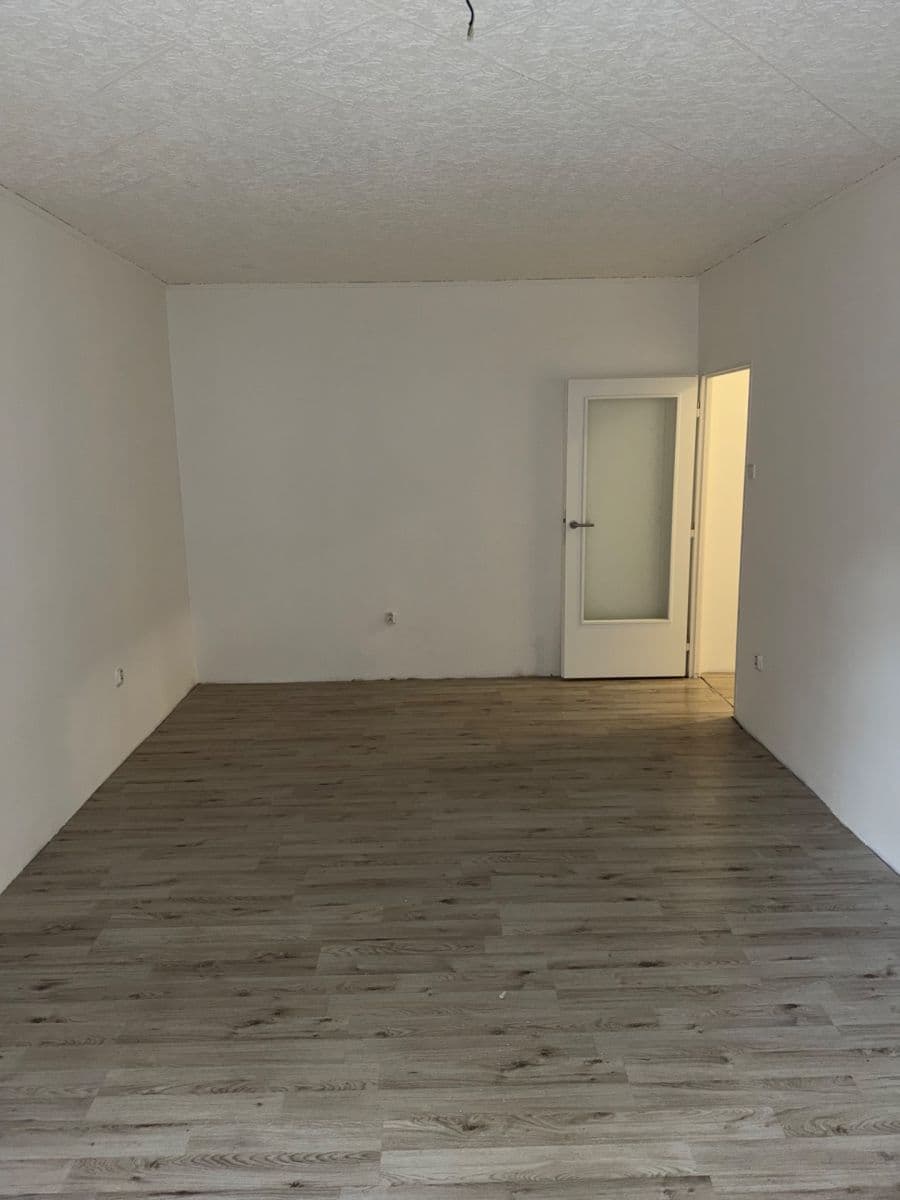 Prodej bytu 3+1 94 m², Na Magistrále, Kolín, Středočeský kraj Prodej bytu 3+1 94 m², Na Magistrále, Kolín, Středočeský kraj