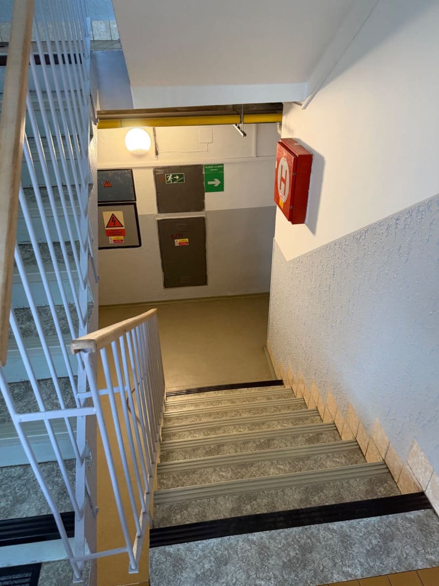 Prodej bytu 3+1 94 m², Na Magistrále, Kolín, Středočeský kraj Prodej bytu 3+1 94 m², Na Magistrále, Kolín, Středočeský kraj