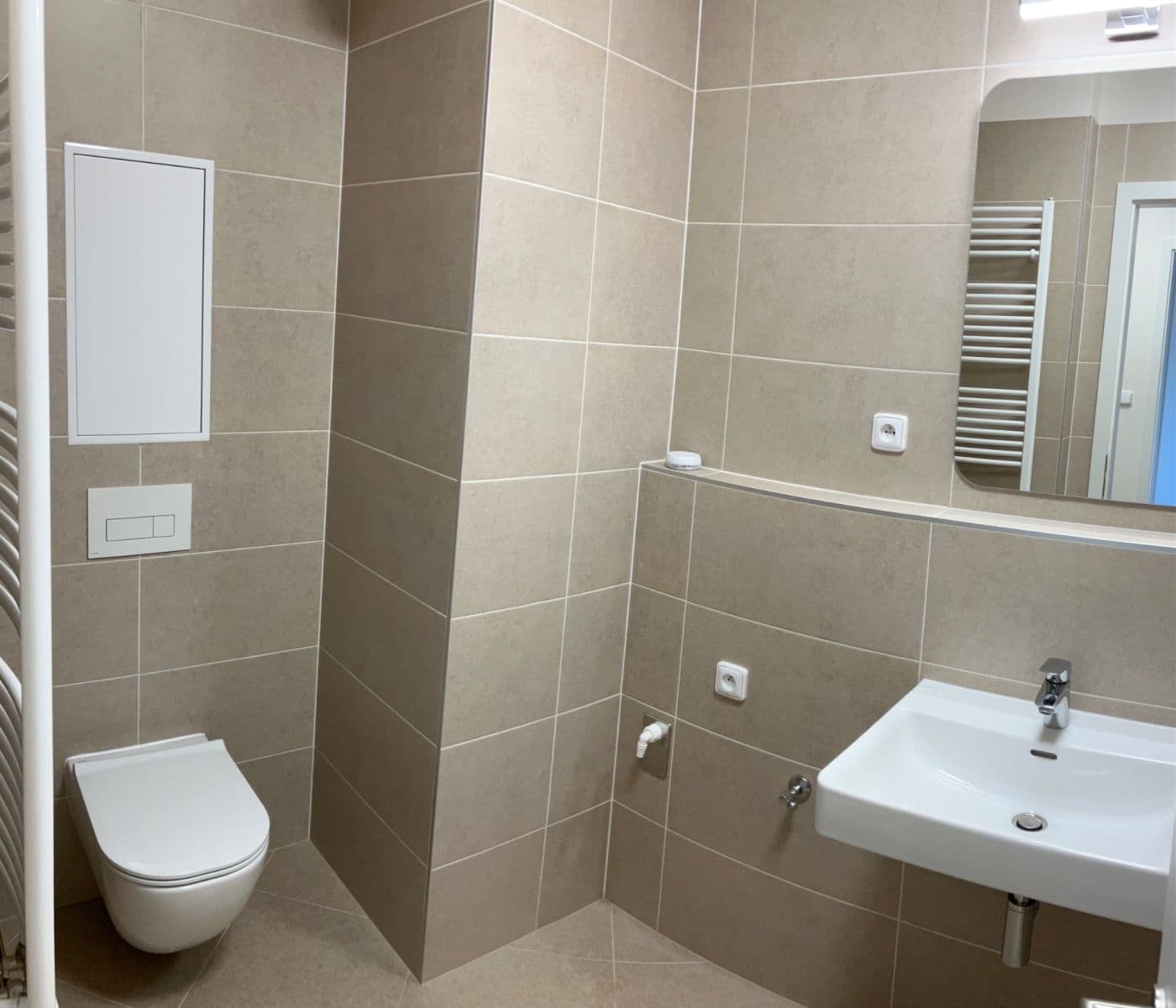 Prodej bytu 2+kk 47 m², Pod Harfou, Praha, Praha Prodej bytu 2+kk 47 m², Pod Harfou, Praha, Praha