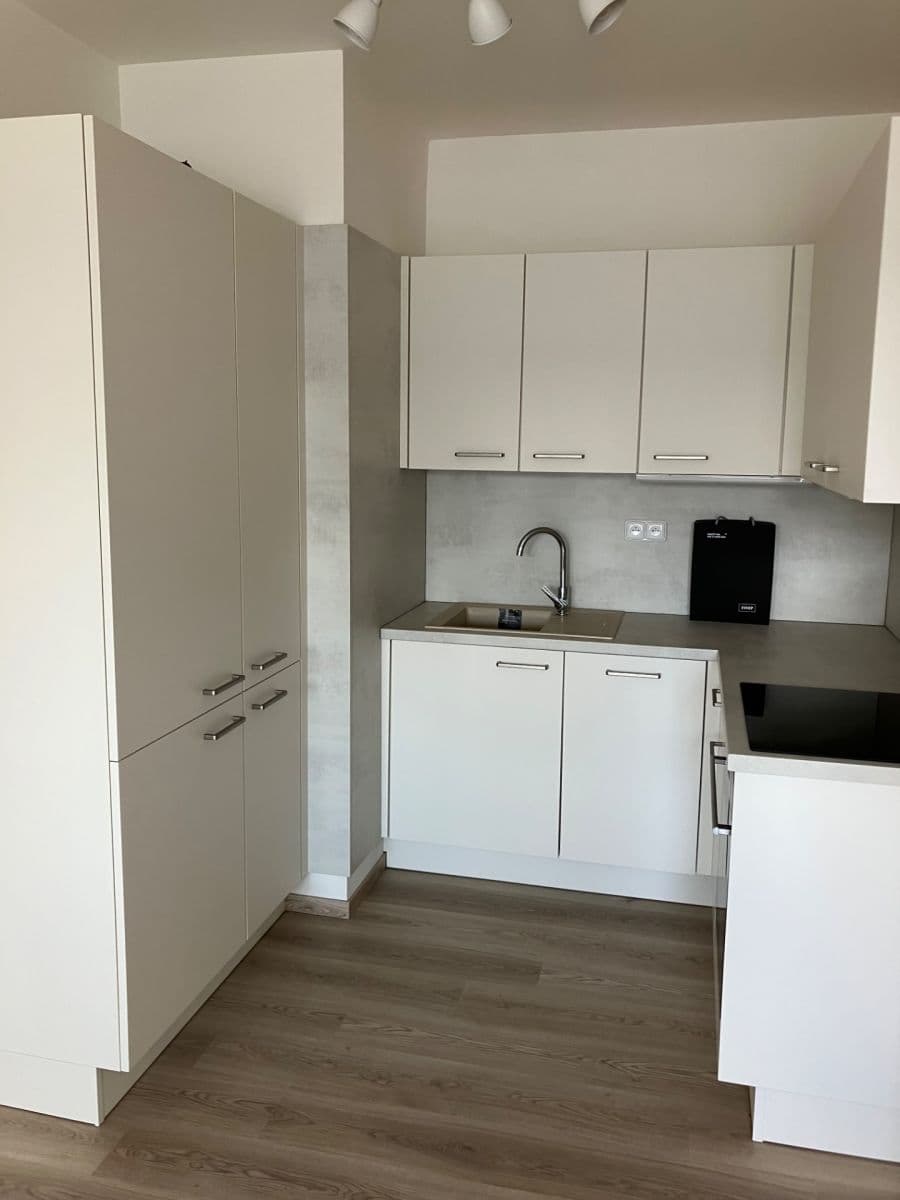 Prodej bytu 2+kk 47 m², Pod Harfou, Praha, Praha Prodej bytu 2+kk 47 m², Pod Harfou, Praha, Praha
