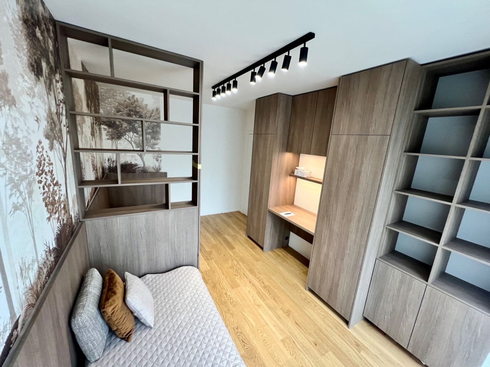 Pronájem bytu 3+kk 82 m², Lysolajské údolí, Praha, Praha Pronájem bytu 3+kk 82 m², Lysolajské údolí, Praha, Praha