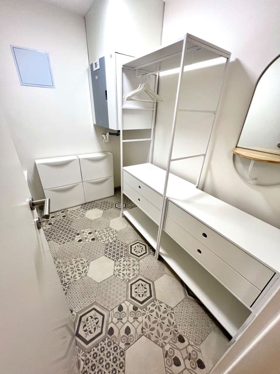 Pronájem bytu 3+kk 82 m², Lysolajské údolí, Praha, Praha Pronájem bytu 3+kk 82 m², Lysolajské údolí, Praha, Praha