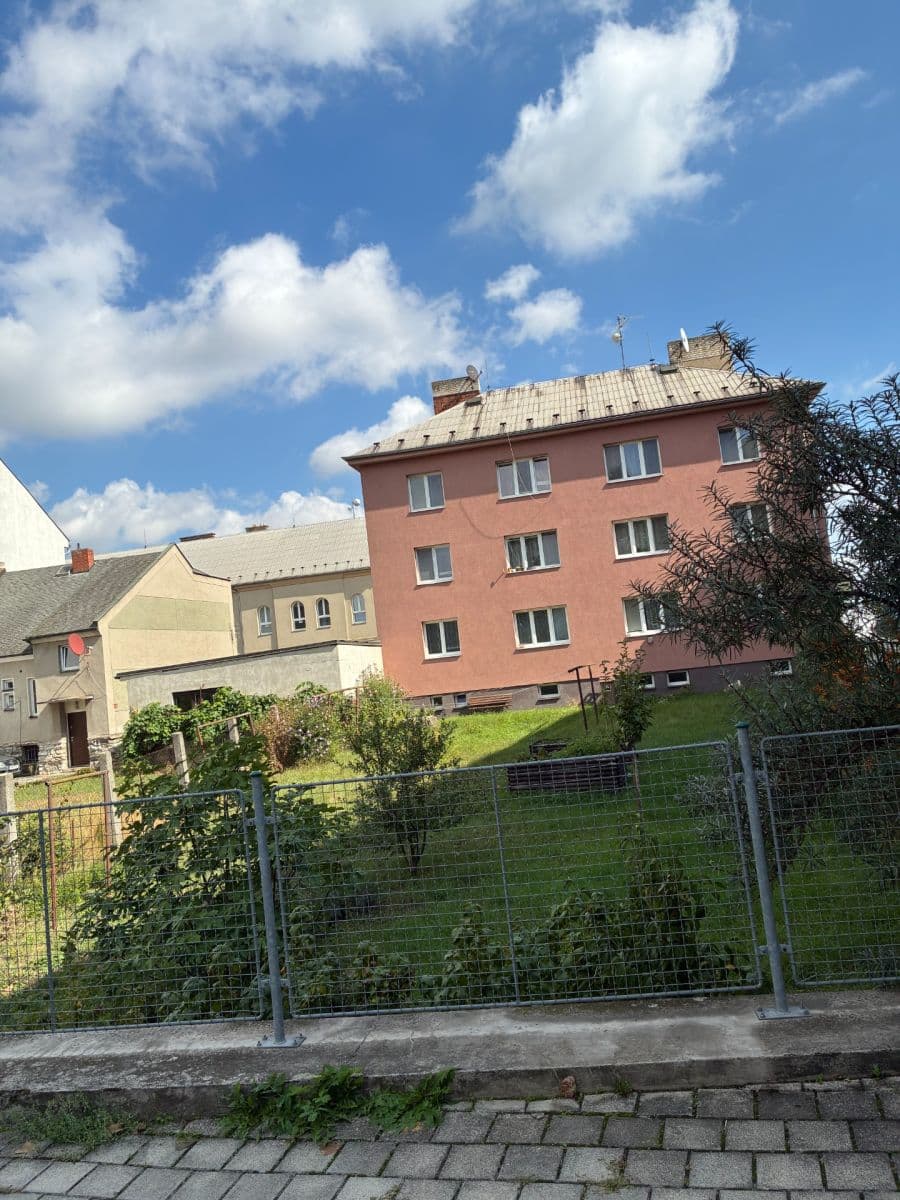 Prodej bytu 3+1 65 m², Střední novosadská, Olomouc, Olomoucký kraj Prodej bytu 3+1 65 m², Střední novosadská, Olomouc, Olomoucký kraj