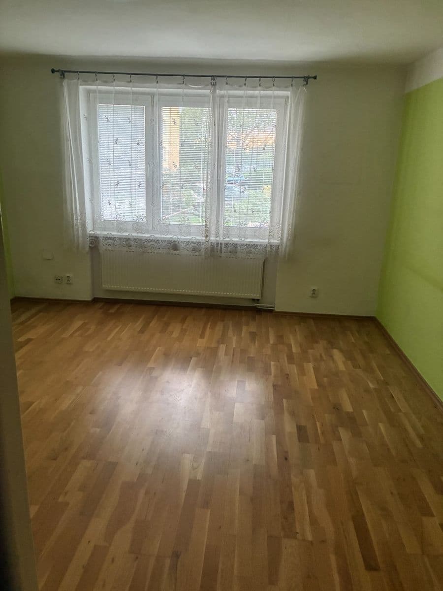 Prodej bytu 3+1 65 m², Střední novosadská, Olomouc, Olomoucký kraj Prodej bytu 3+1 65 m², Střední novosadská, Olomouc, Olomoucký kraj