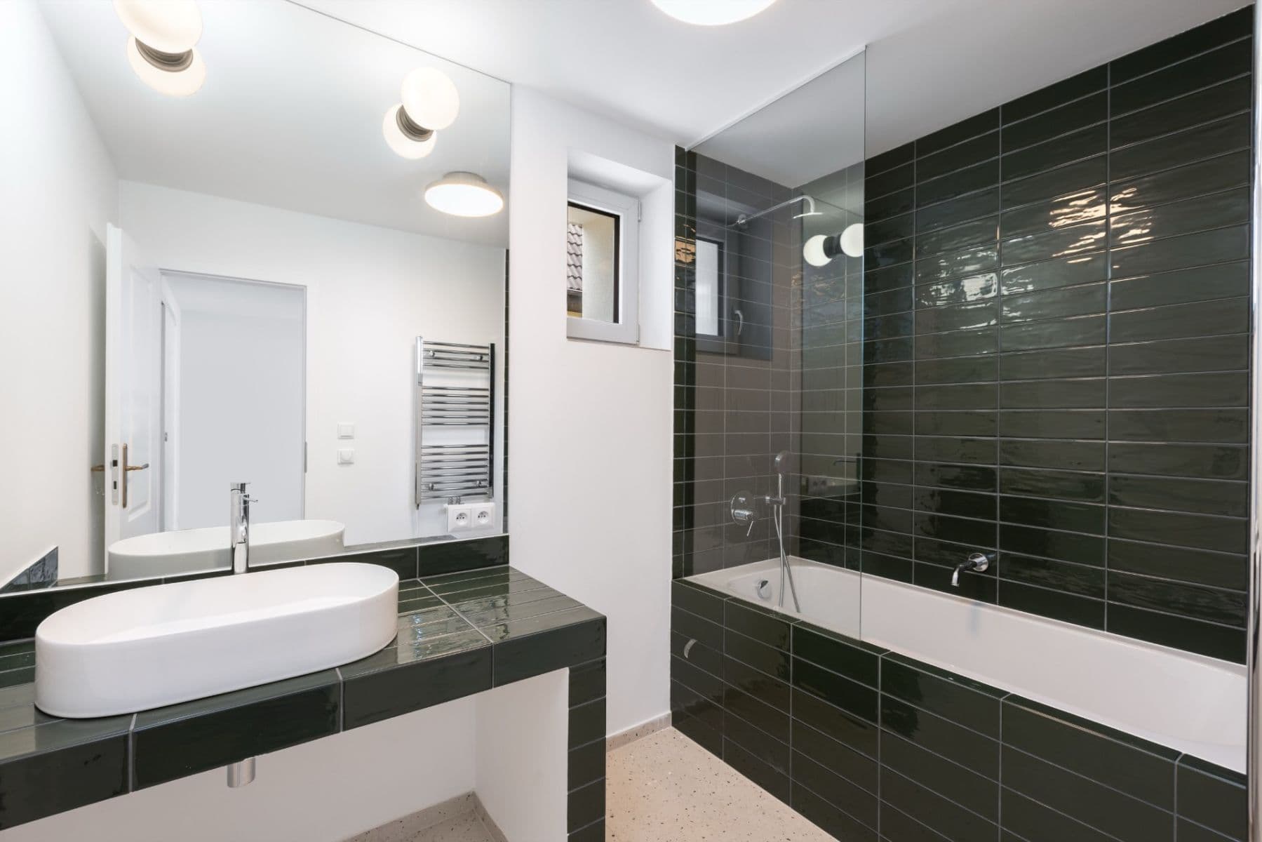 Prodej domu 127 m², pozemek 363 m², Na Ladech, Černošice, Středočeský kraj Prodej domu 127 m², pozemek 363 m², Na Ladech, Černošice, Středočeský kraj