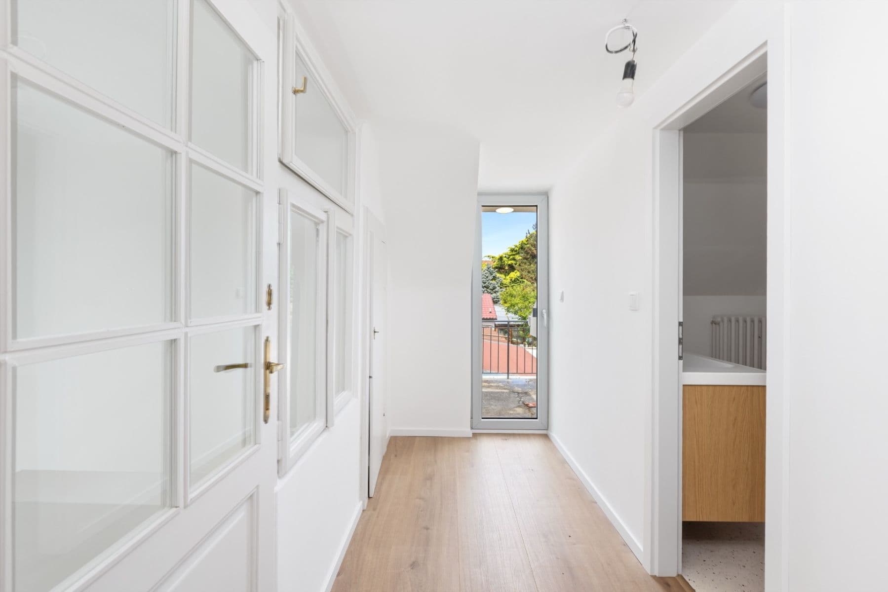 Prodej domu 127 m², pozemek 363 m², Na Ladech, Černošice, Středočeský kraj Prodej domu 127 m², pozemek 363 m², Na Ladech, Černošice, Středočeský kraj