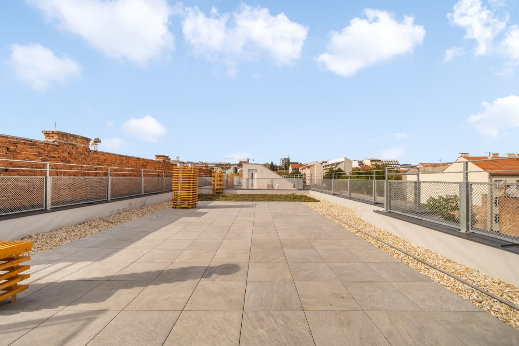 Pronájem bytu 1+kk 24 m², Bratislavská, Brno, Jihomoravský kraj Pronájem bytu 1+kk 24 m², Bratislavská, Brno, Jihomoravský kraj
