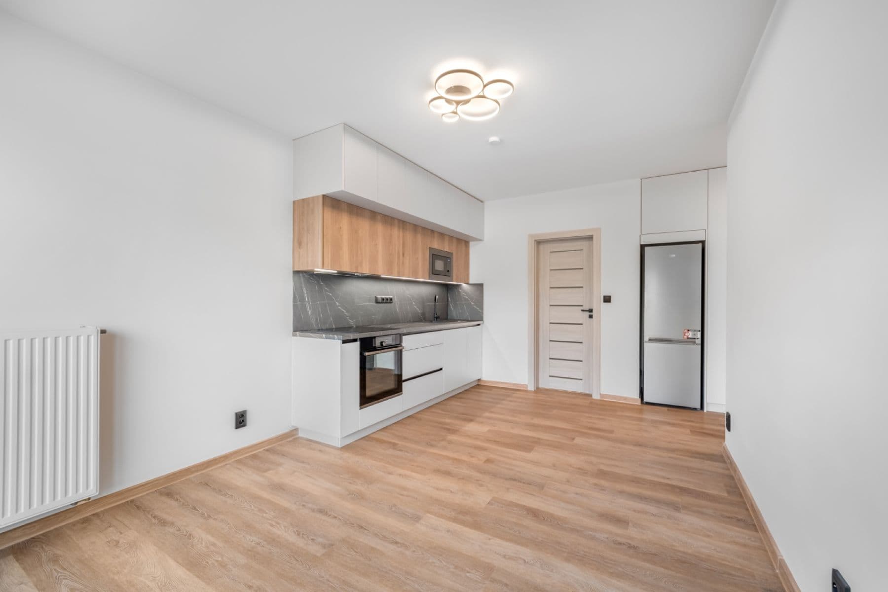 Pronájem bytu 2+kk 45 m², Bratislavská, Brno, Jihomoravský kraj Pronájem bytu 2+kk 45 m², Bratislavská, Brno, Jihomoravský kraj