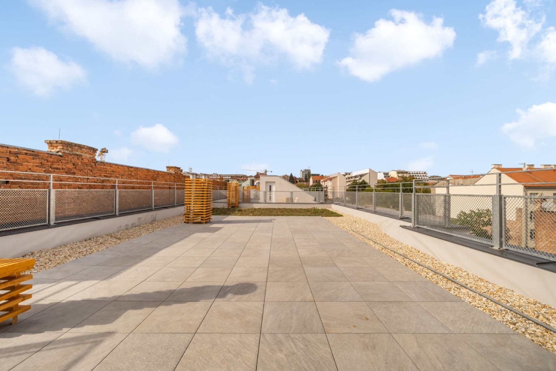 Pronájem bytu 2+kk 45 m², Bratislavská, Brno, Jihomoravský kraj Pronájem bytu 2+kk 45 m², Bratislavská, Brno, Jihomoravský kraj