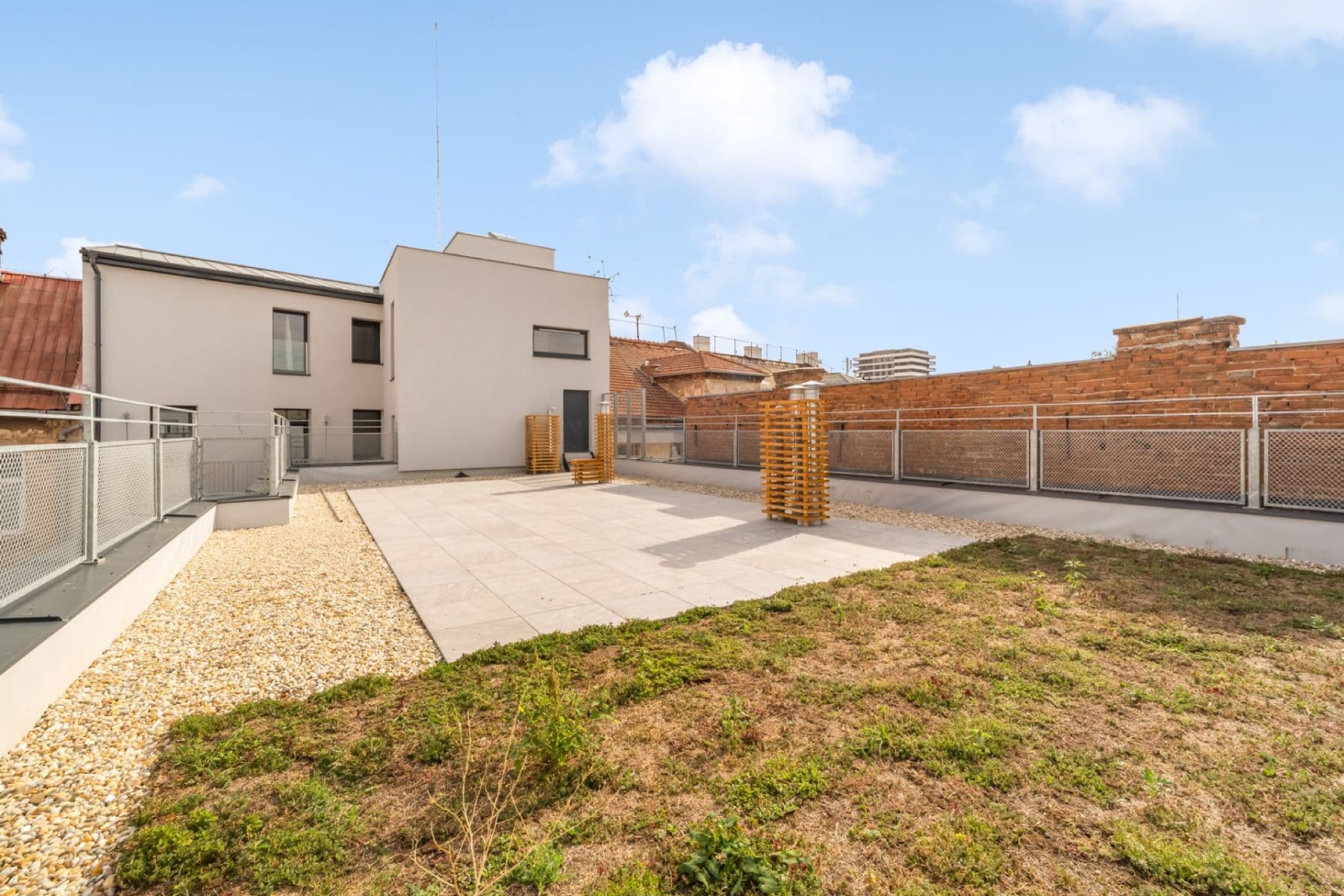 Pronájem bytu 2+kk 45 m², Bratislavská, Brno, Jihomoravský kraj Pronájem bytu 2+kk 45 m², Bratislavská, Brno, Jihomoravský kraj