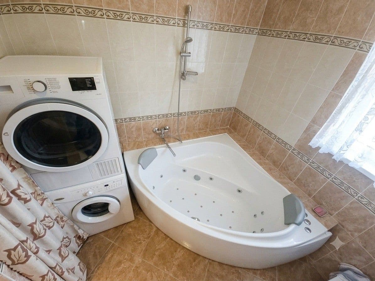 Pronájem bytu 2+1 97 m², Pod Třebešínem, Praha, Praha Pronájem bytu 2+1 97 m², Pod Třebešínem, Praha, Praha