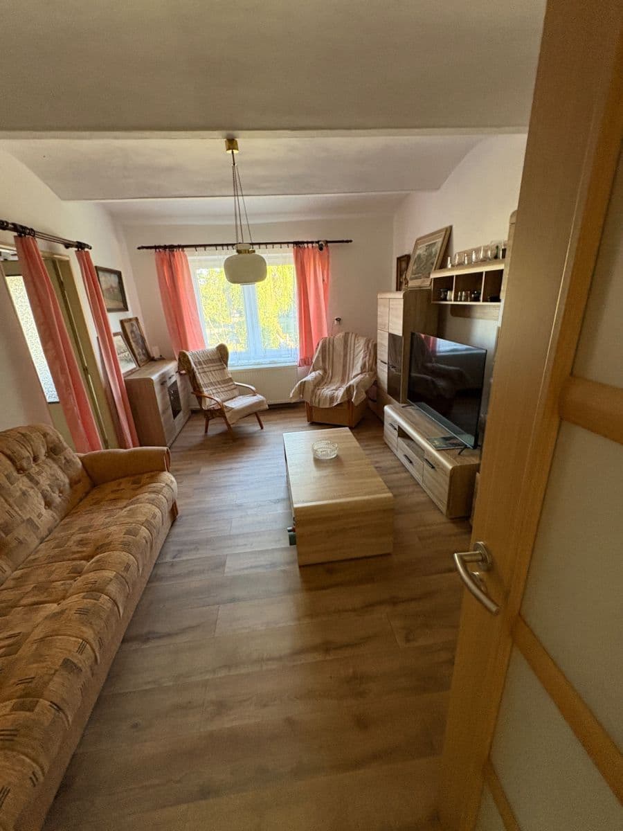 Pronájem domu 90 m², pozemek 1.544 m², Vepříkov, Kraj Vysočina Pronájem domu 90 m², pozemek 1.544 m², Vepříkov, Kraj Vysočina